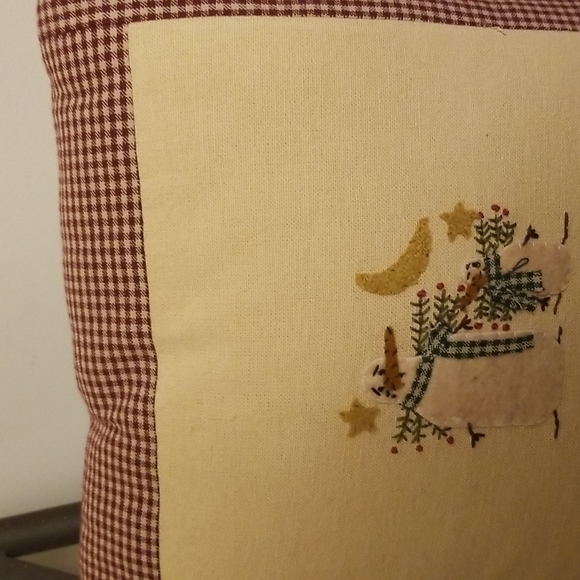 Farmhouse style winter decor pillows - Picture 5 of 12